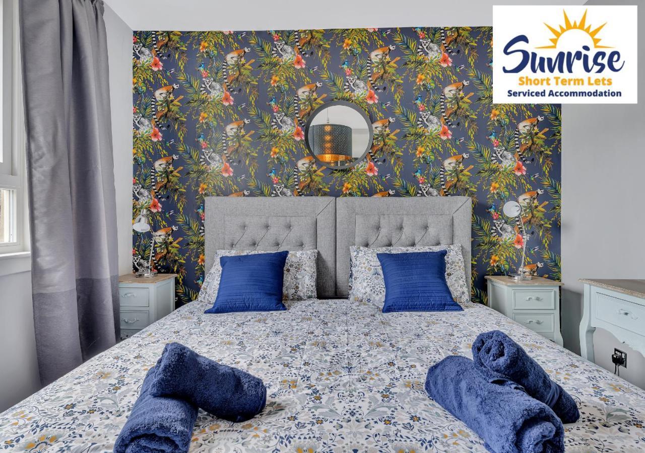 3 Beds At Arthurs Seat By Sunrise Short Lets Единбург Екстер'єр фото